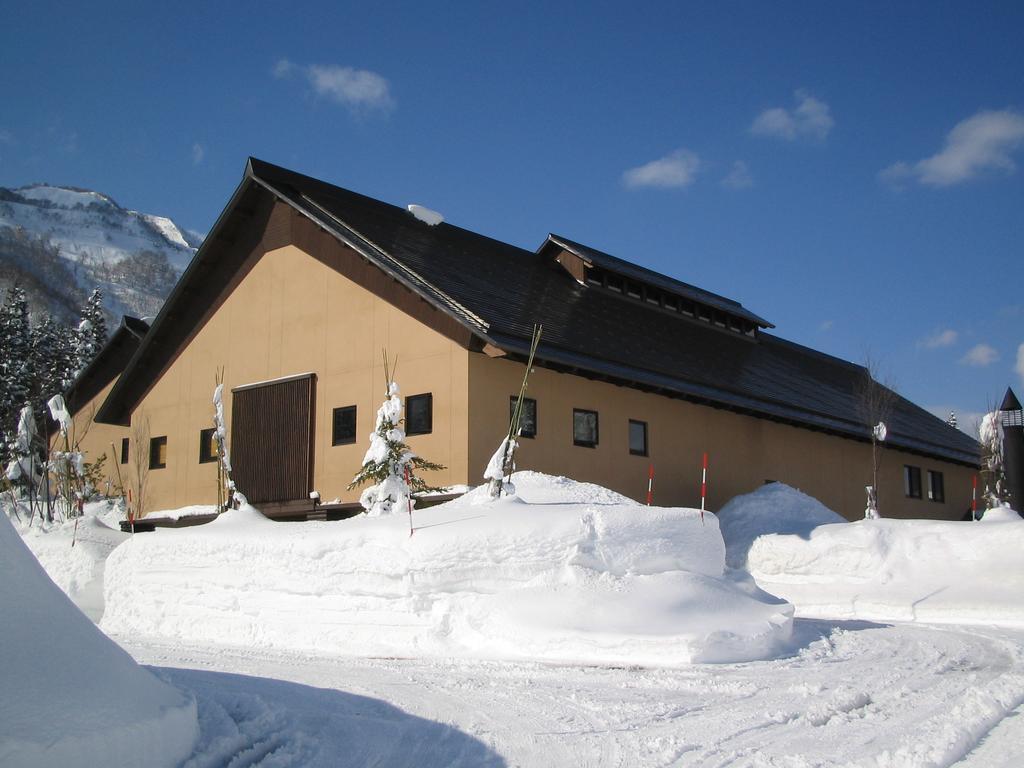 Toyota Shirakawa-Go Eco-Institute Hotel Exterior photo